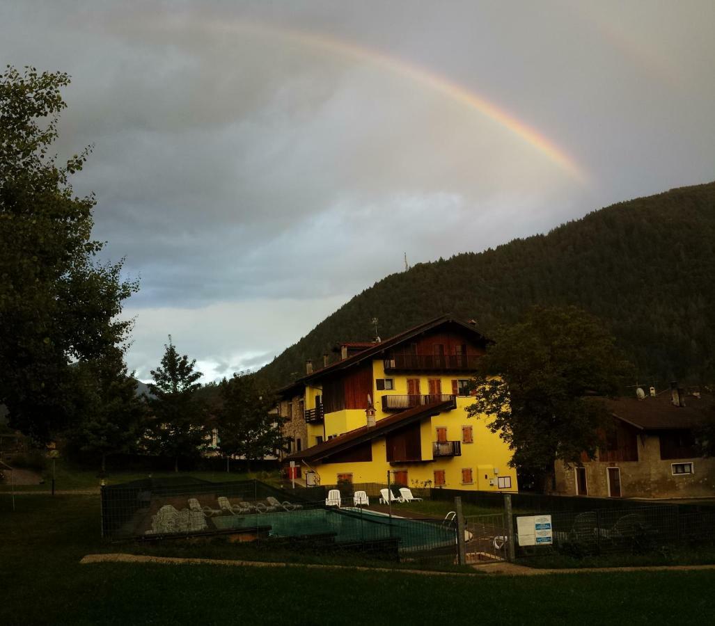 Albergo Casavecchia Tiarno di Sopra 外观 照片